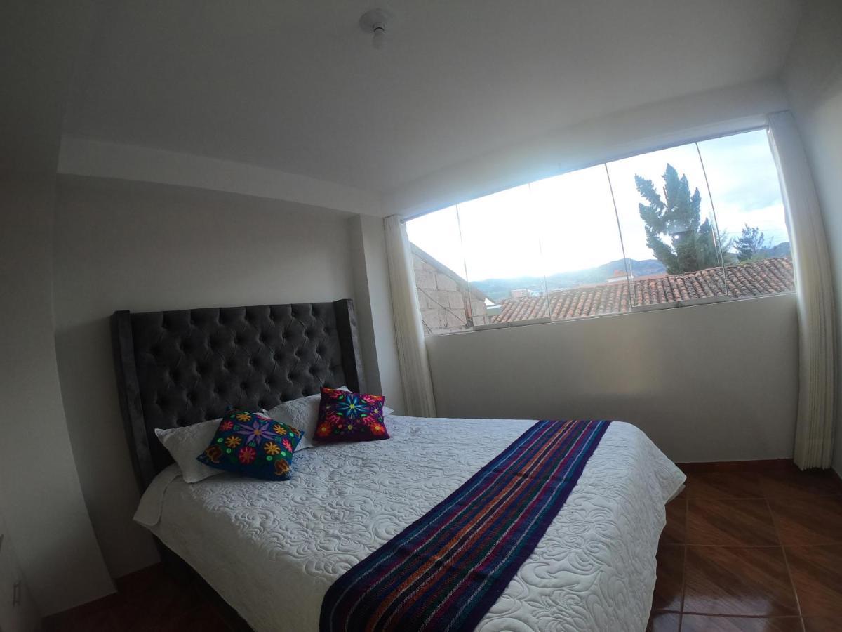 Residencial Chávez Concha / Apartamento